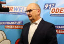 Brandenburgs Ministerpräsident Dietmar Woidke im Gespräch mit der Oderwelle