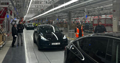Neues Tesla-Werk in Brandenburg verliert Milliarden