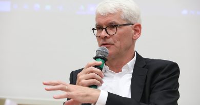 Viadrina-Präsidentschaftskandidat Prof. Dr. Eduard Mühle