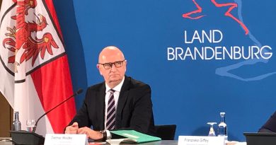 Archiv: Brandenburgs Ministerpräsident Dietmar Woidke (SPD) im Frankfurter Kleist Forum.