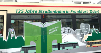 Die SVF-Tram zum Jubiläum 125 Jahre Straßenbahn in Frankfurt (Oder).