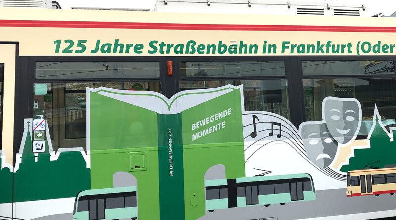 Die SVF-Tram zum Jubiläum 125 Jahre Straßenbahn in Frankfurt (Oder).