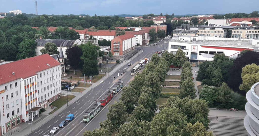 Stau auf den Gleisen der Heilbronner Straße